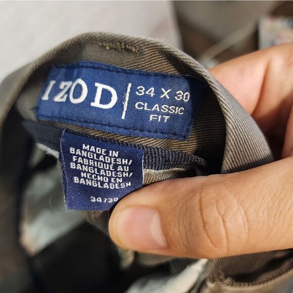 Men's Izod "Classic Fit" dress pants, size 34 X 30 - Picture 3 of 3